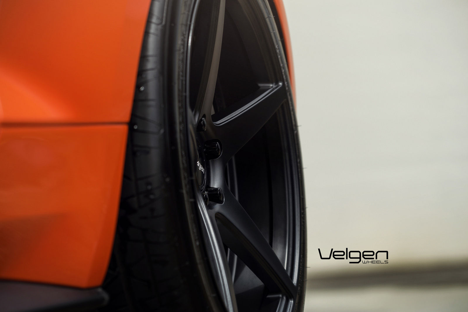 2016 Ford Mustang | Competition Orange Mustang GT | Classic5 Satin Black