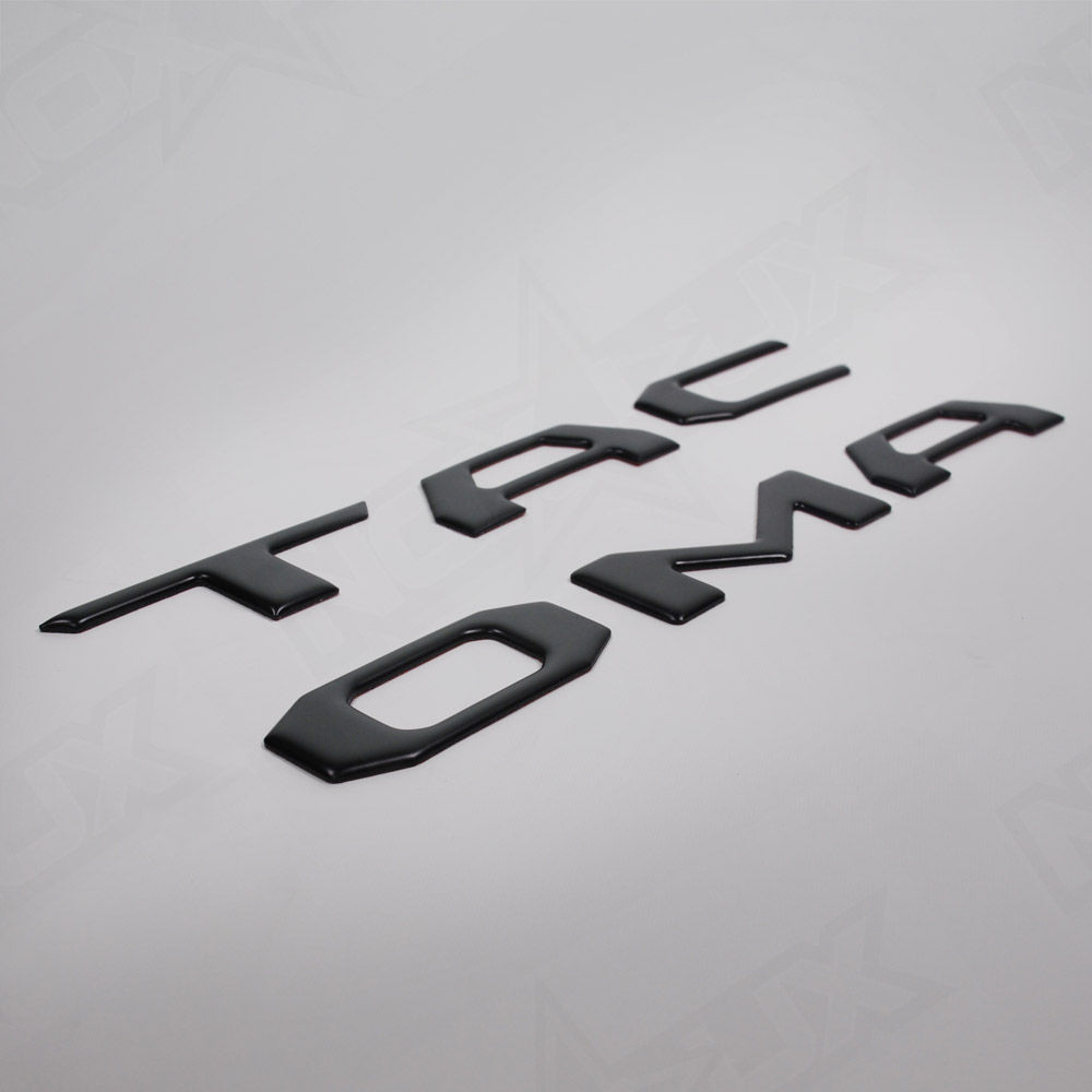 2016 Toyota Tacoma | 2016 Toyota Tacoma Tailgate Matte Black Logo Insert