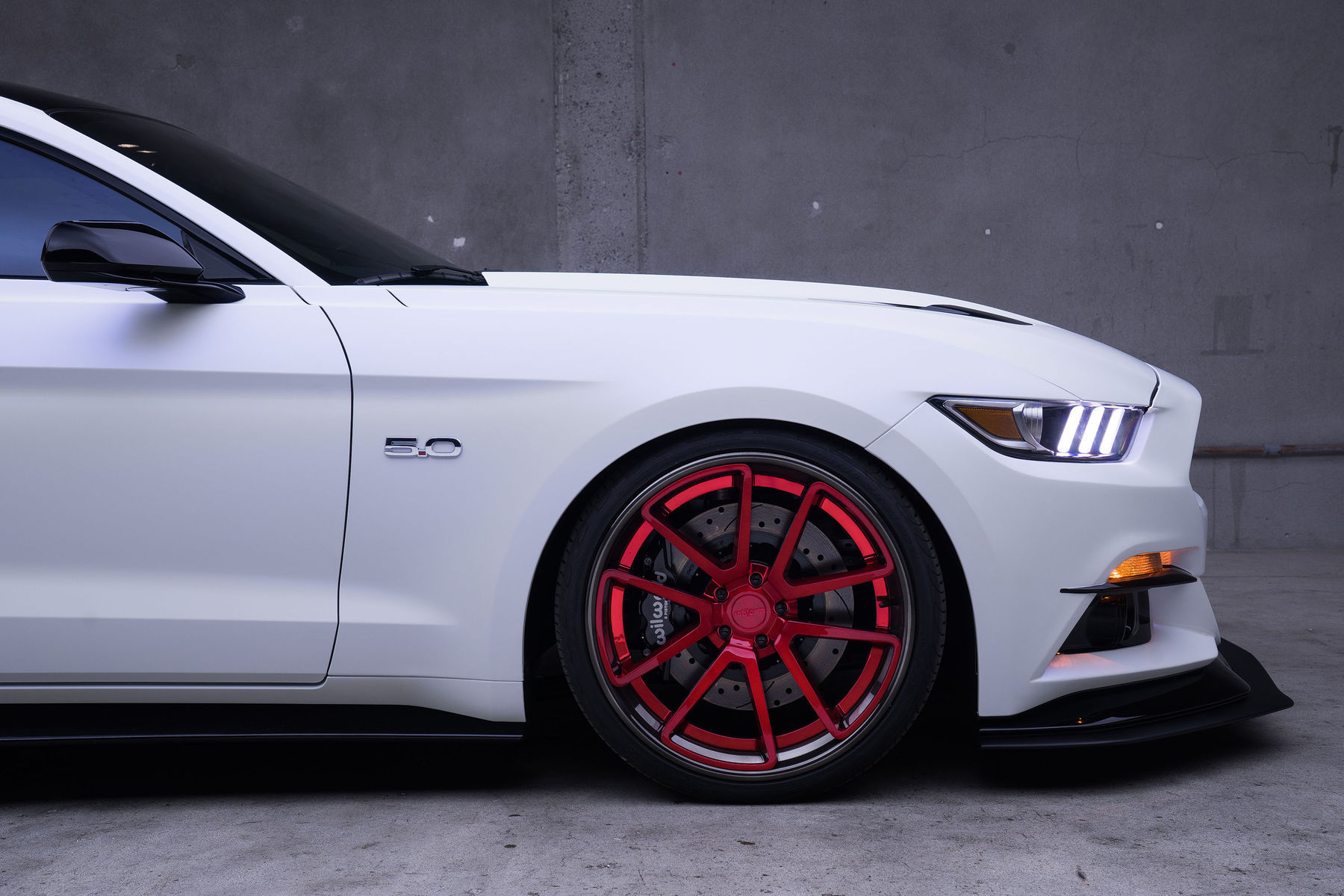2015 Ford Mustang | 2015 Motoroso Ford Mustang GT Front 1/2