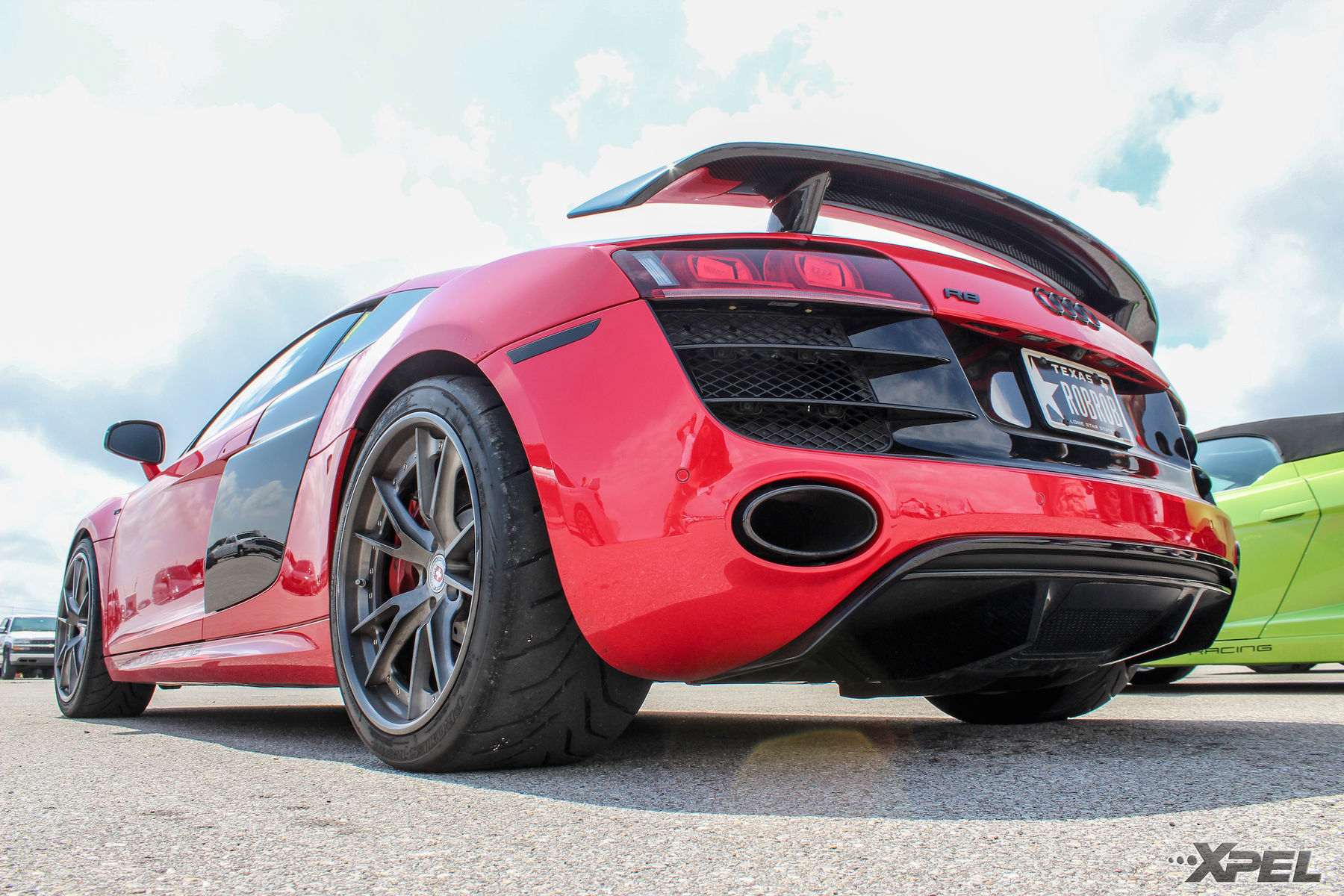 Audi R8 | High Horse-Power Cars from TX2K