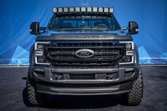 2020 Ford F-450 Platinum DRW Crew Cab 4x4 - Direct head on shot