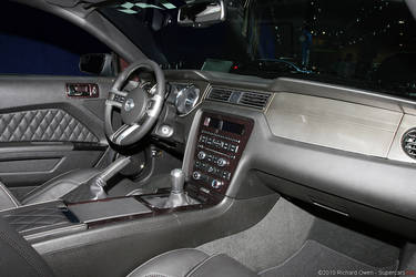 2011 Ford Mustang | MRT Predator