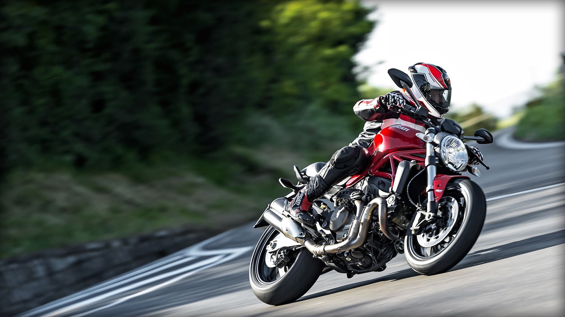 , Ducati, Ducati Monster, Ducati Monster 821, Monster, Naked Motorcycle.