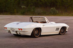 Sonny & Debbie Freeman's '67 Corvette Stingray on Forgeline MS3C Wheels