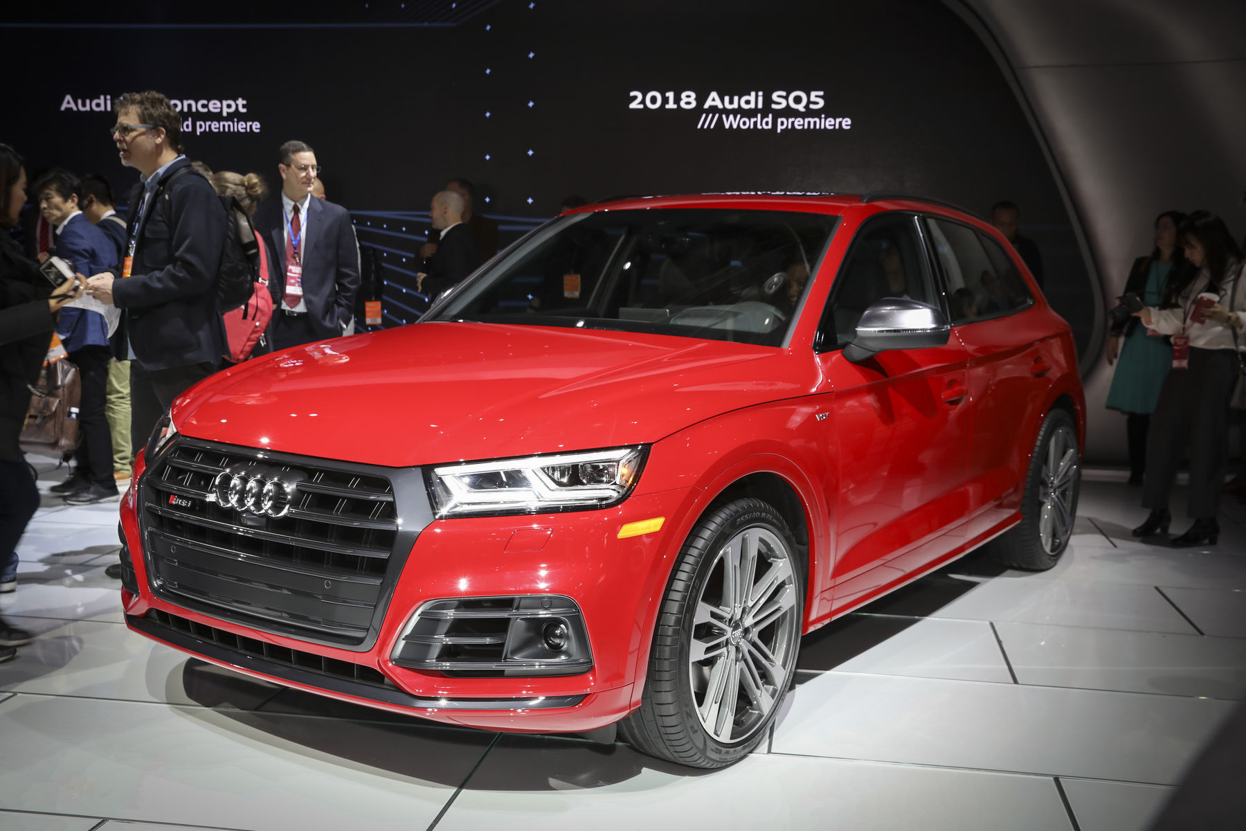 2018 Audi SQ5 | 2018 Audi SQ5