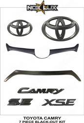 2015-2016 Camry SE/XSE Gloss Black Out Kit