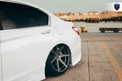 Honda Accord V6 Touring - Wheel Gap