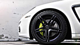 '15 Porsche Panamera eHybrid - Brake Caliper