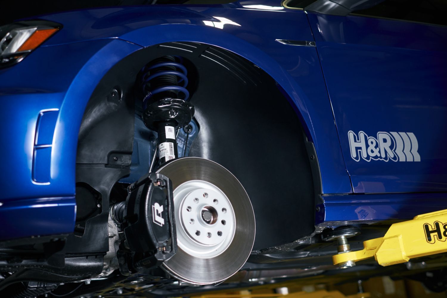 2015 Volkswagen Golf R | H&R 2015 Volkswagen Golf R