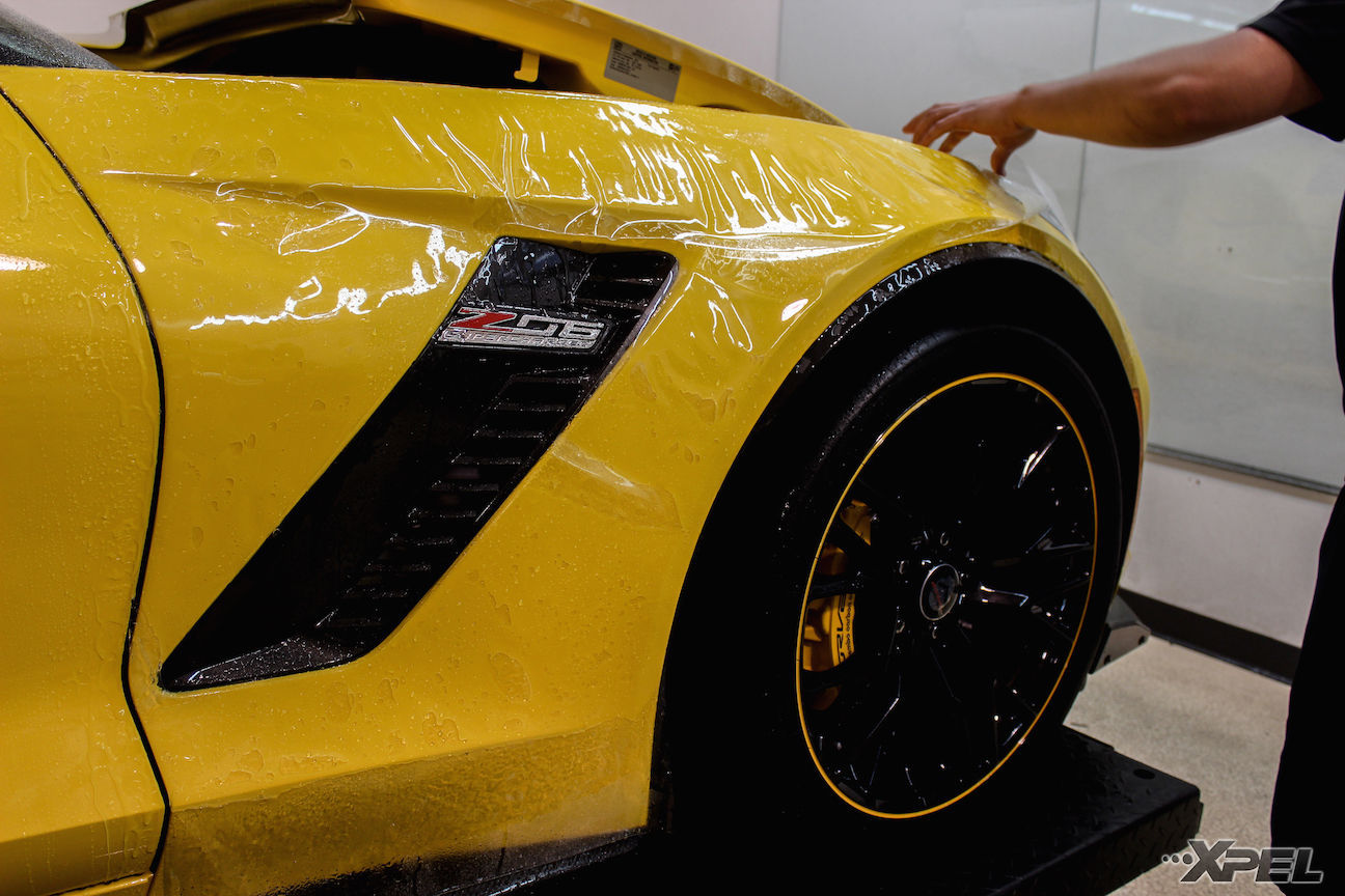 2016 Chevrolet Corvette Z06 | 2016 Chevrolet Corvette C7.R