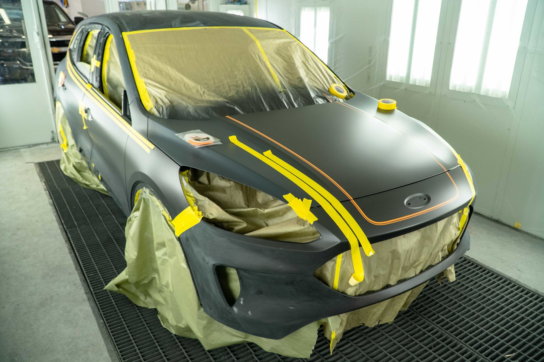 2020 Ford Escape | 2020 Ford Escape SEL AWD “Urban” Escape By LGE-CTS Motorsports - In the paint booth