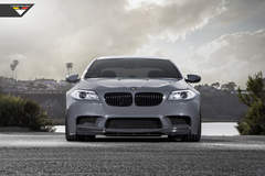 F10 M5 SEDAN