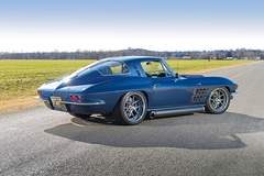 Heartland Customs' 1963 Corvette Stingray on Forgeline VX3C Wheels