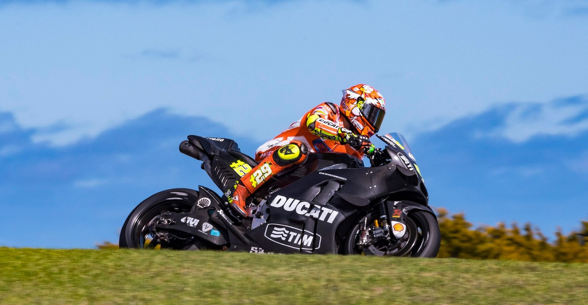 2016   | 2016 Ducati GP Team - preseason