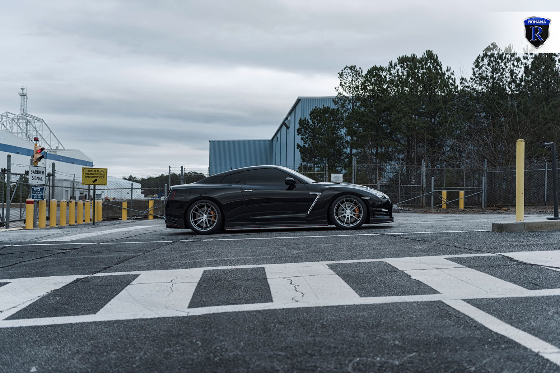 2015 Nissan GT-R | GTR - Side Profile