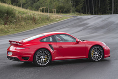 '14 Porsche 911 Turbo S