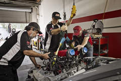 Dropping in the beast - Wedging a Ferrari motor into a GT86 drift car