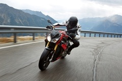 S1000R
