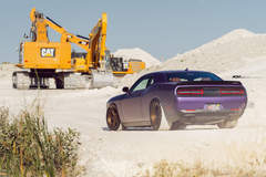 ADV.1 Dodge Challenger Hellcat