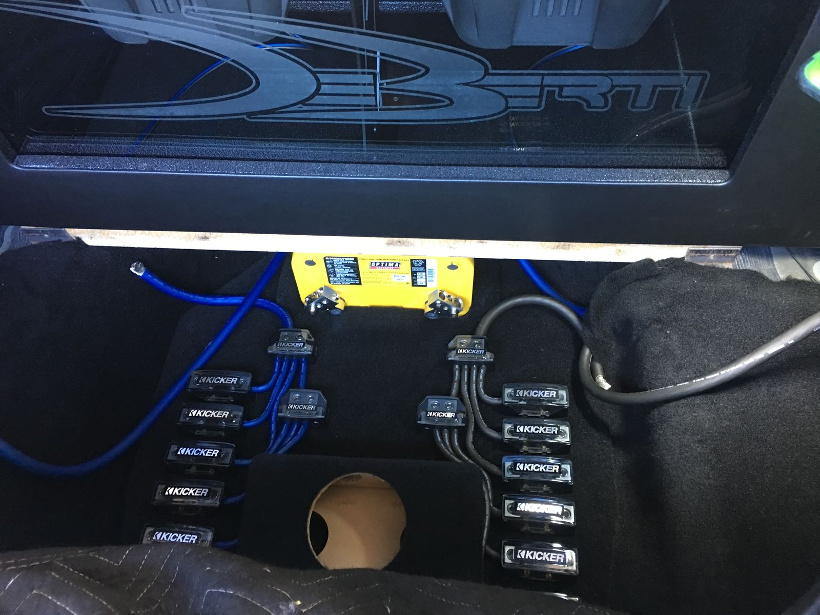 2018 Ford Mustang | 2018 Ford Mustang Fastback by DeBerti Design - Kicker Power FordSEMA