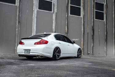 2010 Infiniti G37 Sedan | Infiniti G37 Sedan on Velgen Wheels Classic5 Matte Gunmetal