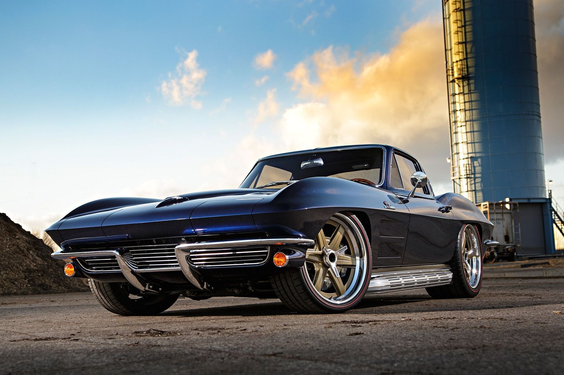 1964 Chevrolet Corvette | Barry B's Roadster Shop '64 Corvette Stingray on Center Locking Forgeline RS6 Wheels