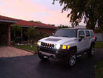 Hummer H3