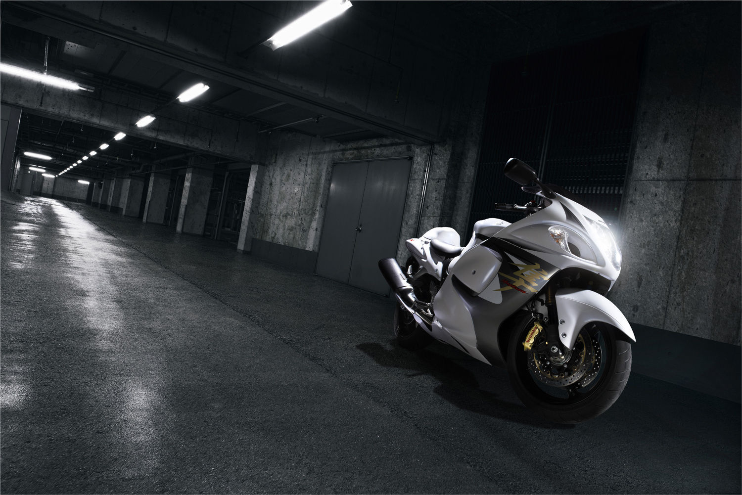 Suzuki Hayabusa gsx1300r на рабочий стол