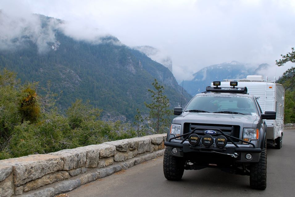 2009 Ford F-150 | Hellwig F150 in the Sequoias