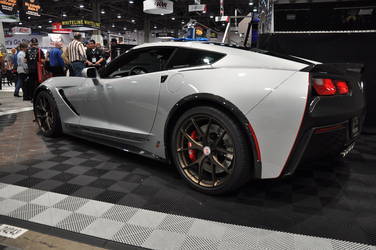 2014 Chevrolet Corvette Stingray | 2014 C7 Corvette Stingray at the Mobil 1 Booth