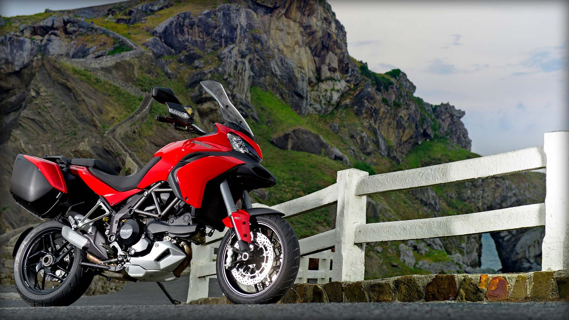 Ducati Multistrada 1200 s Touring