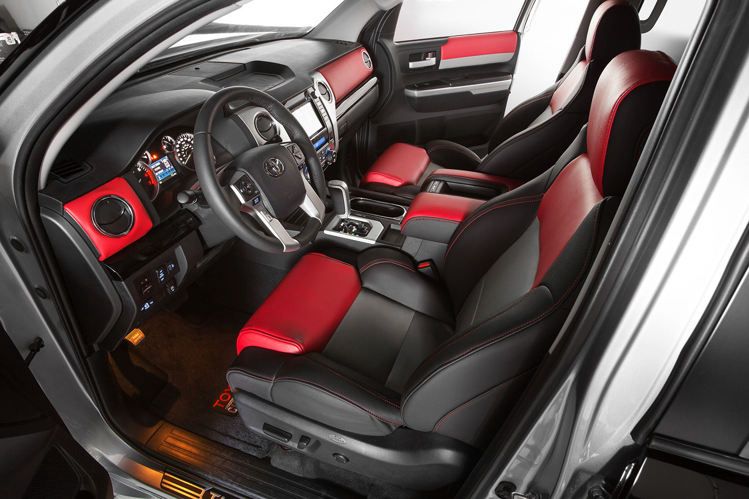 Toyota Tundra | Toyota DREAMBUILD - Tundra