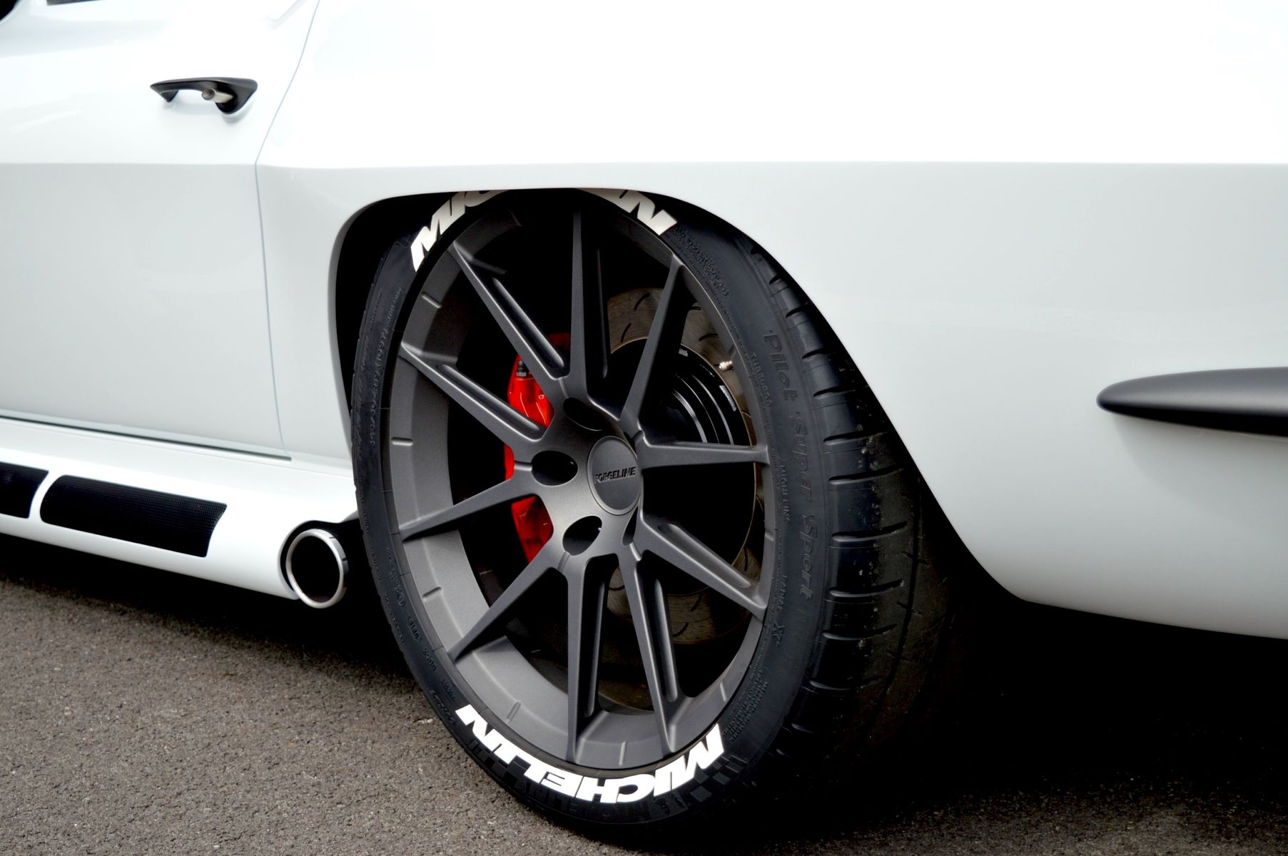 1964 Chevrolet Corvette Stingray | Steve Locklin's Pro-Touring 1964 Corvette Stingray on Forgeline One Piece Forged Monoblock GA1R Wheels