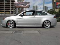 2009 Ford Focus SES