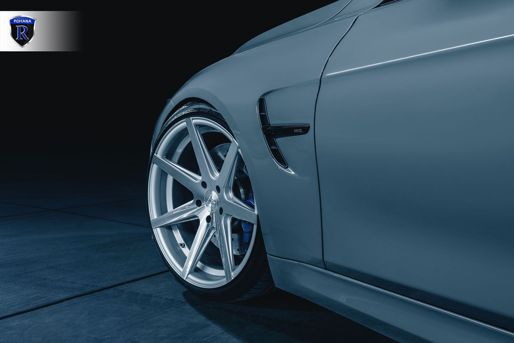 2016 BMW M4 | BMW M4 - Gray Wheel Gap
