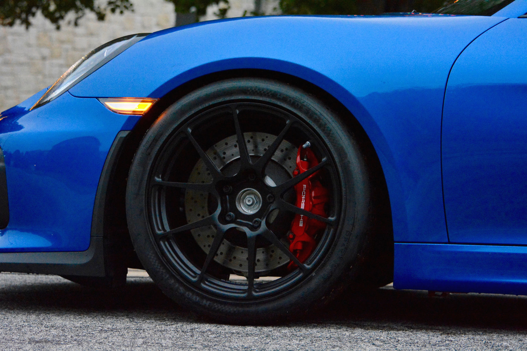 2016 Porsche Cayman | Jacy Legault's Porsche Cayman GT4 on Forgeline One Piece Forged Monoblock GA1R Open Lug Wheels