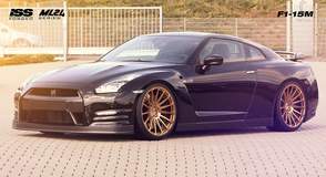 Nissan GTR