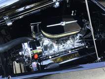 Small Block Chevy Motor in 32 Ford 