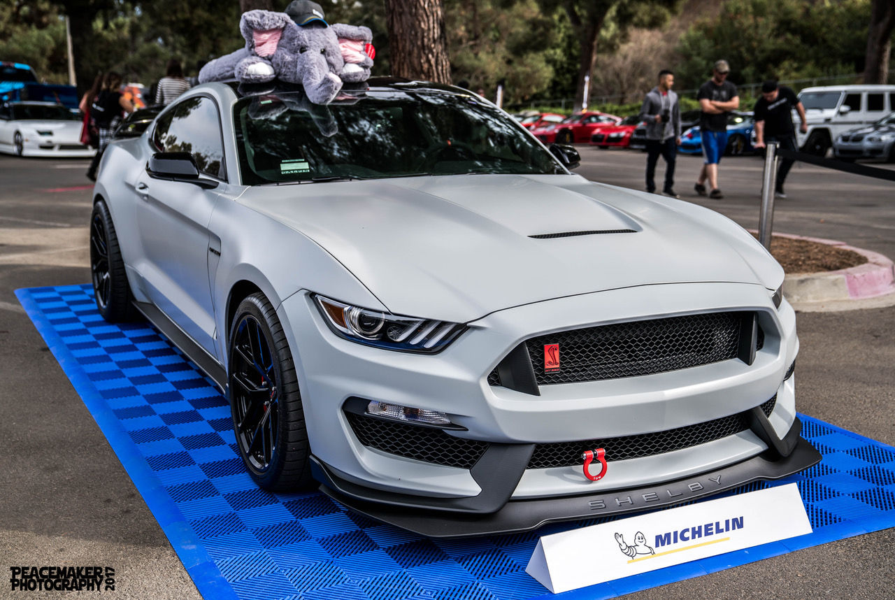 2018 Ford Mustang | Joe Gatt's Ford Mustang GT350R on Forgeline One Piece Forged Monoblock VX1R Wheels