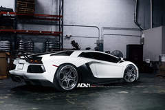 Lamborghini Aventador LP700-4