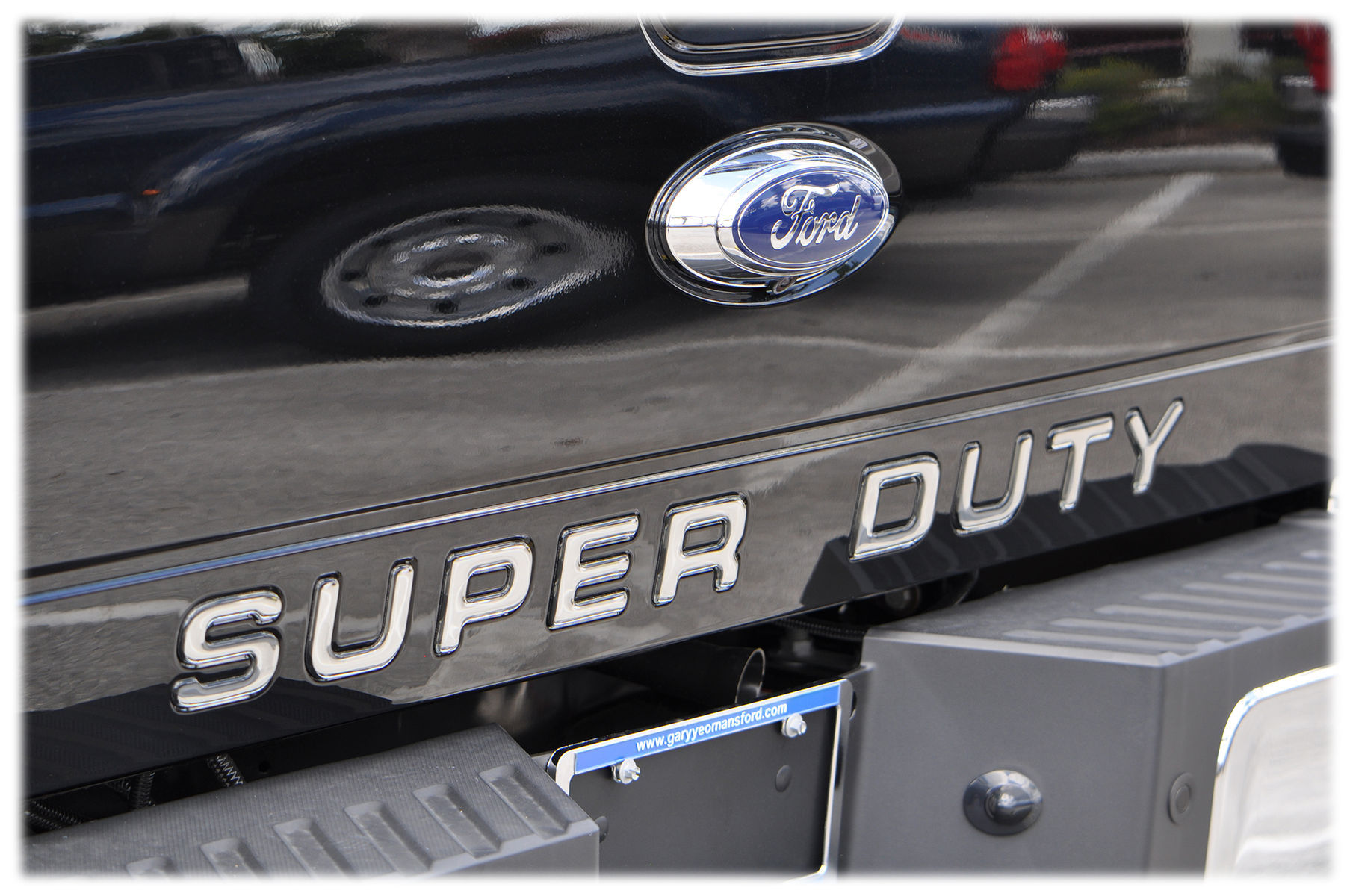 2016 Ford F-250 Super Duty | Liquid Chrome - 2008-16 Hood & Tailgate Inserts
