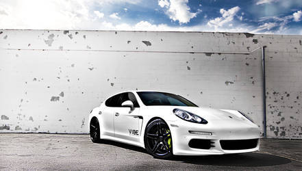 2015 Porsche Panamera | '15 Porsche Panamera eHybrid - XO Luxury