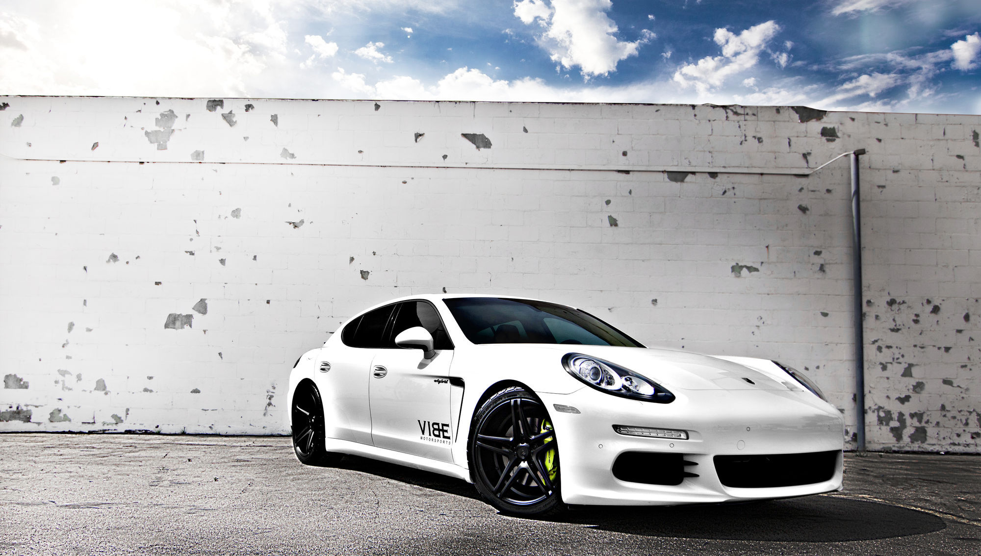 2015 Porsche Panamera | '15 Porsche Panamera eHybrid - XO Luxury