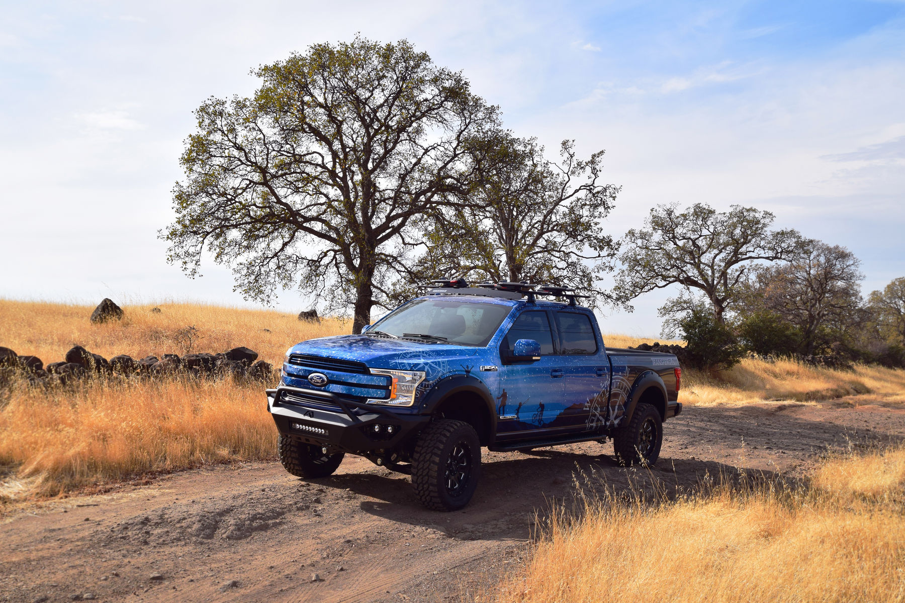 2018 Ford F-150 | 2018 Ford F-150 4x4 SuperCrew by Transfer Flow - Riding FordSEMA