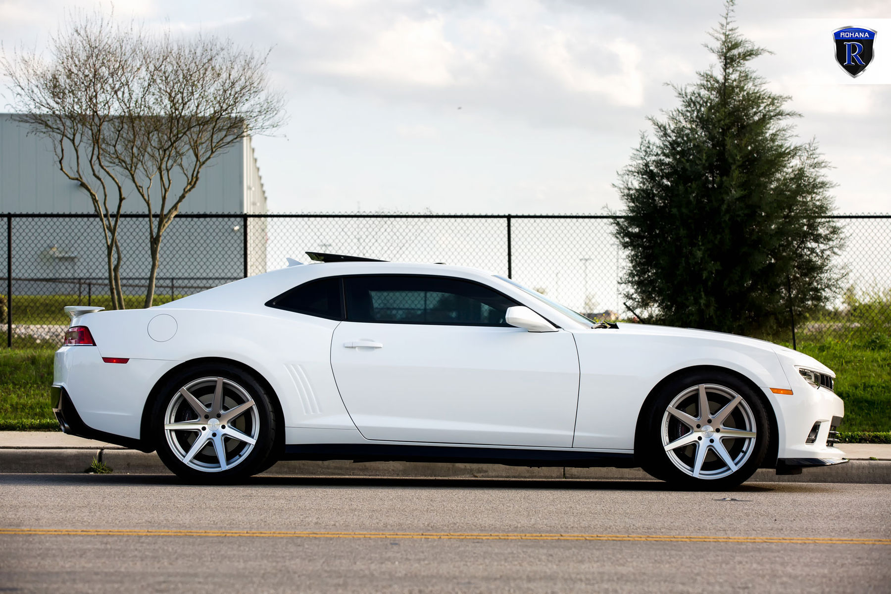 2016 Chevrolet Camaro | Chevy Camaro - Side Stance