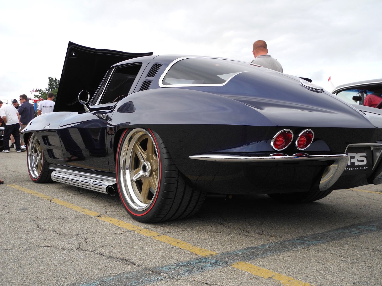 1964 Chevrolet Corvette Stingray | Barry Blomquist's '64 Corvette on Forgeline Center Locking One-Off Wheels