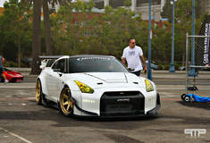 Rocket Bunny Nissan GT-R