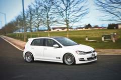 H&R 2015 Volkswagen Golf SE