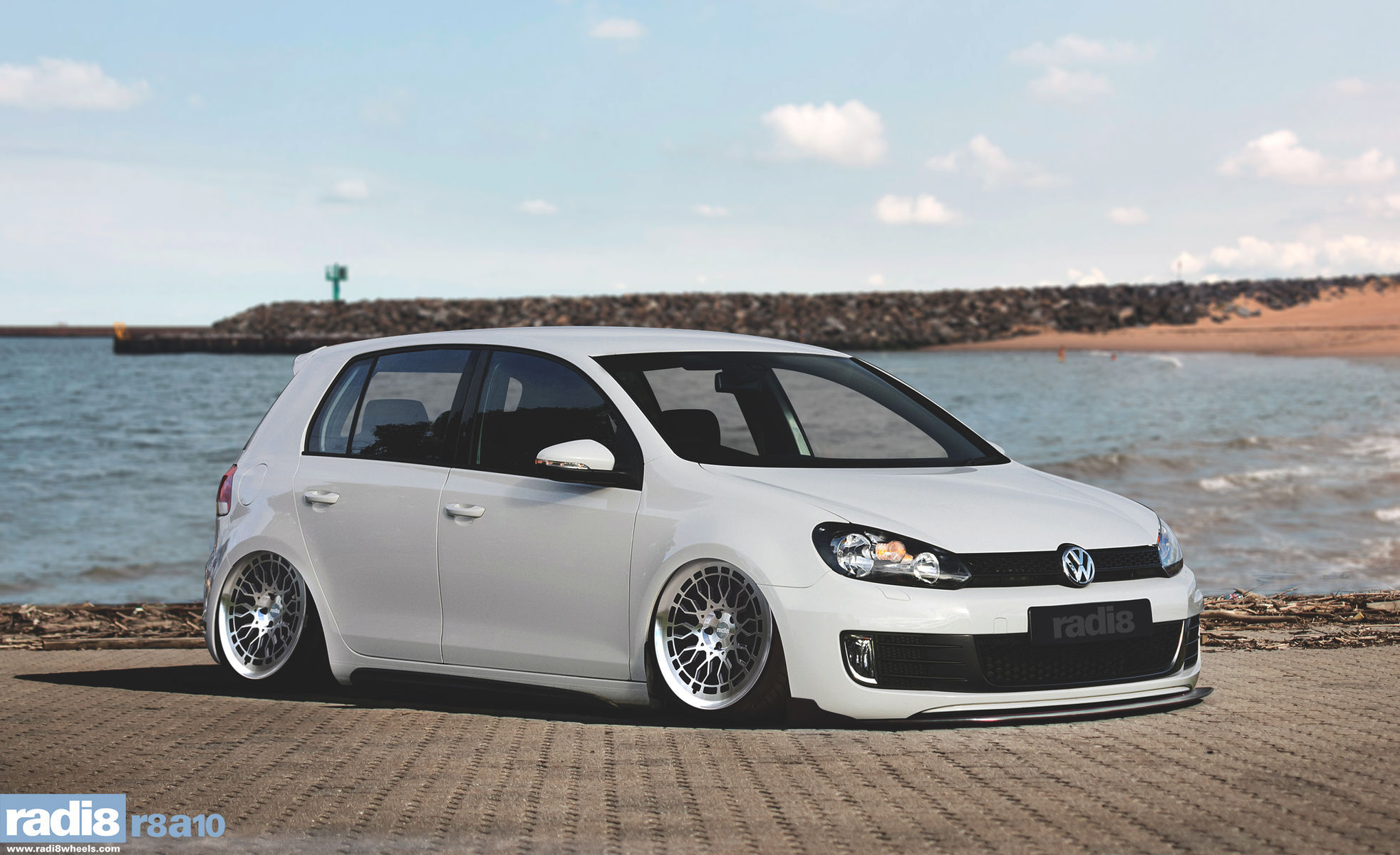  Volkswagen Golf | Radi8 R8A10 - Volkswagen Golf GTD  