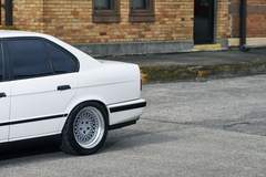 H&R 1991 BMW M5